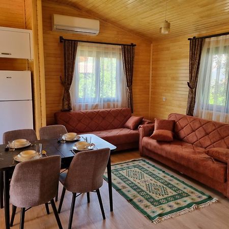 Ugur Pansiyon Bungalows Cirali Exterior photo