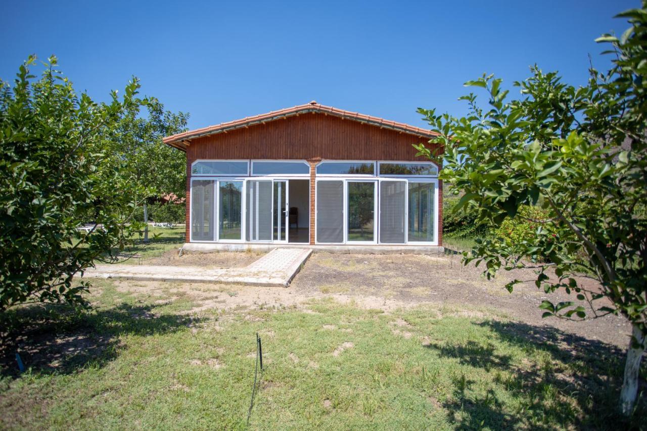 Ugur Pansiyon Bungalows Cirali Exterior photo