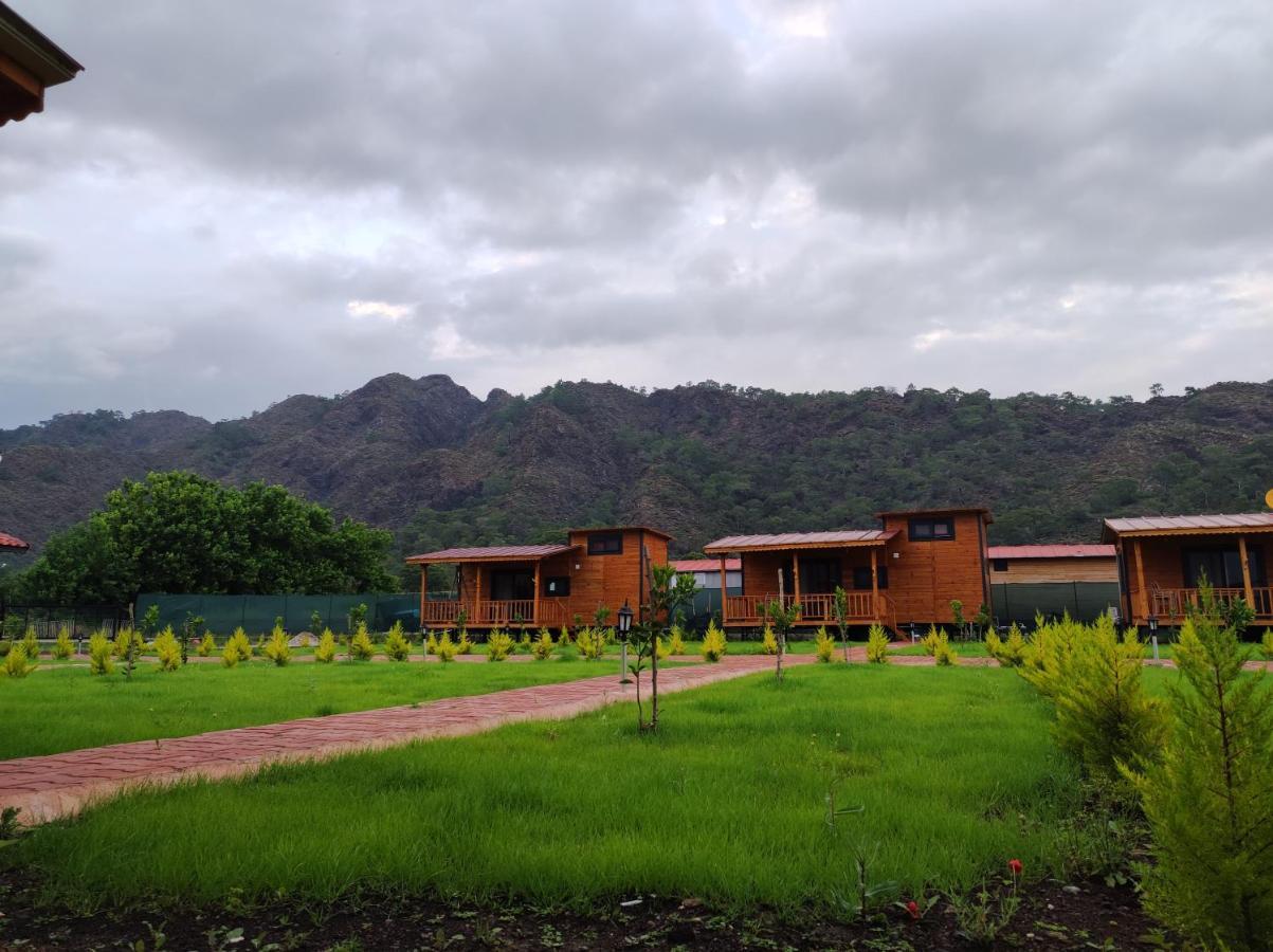 Ugur Pansiyon Bungalows Cirali Exterior photo