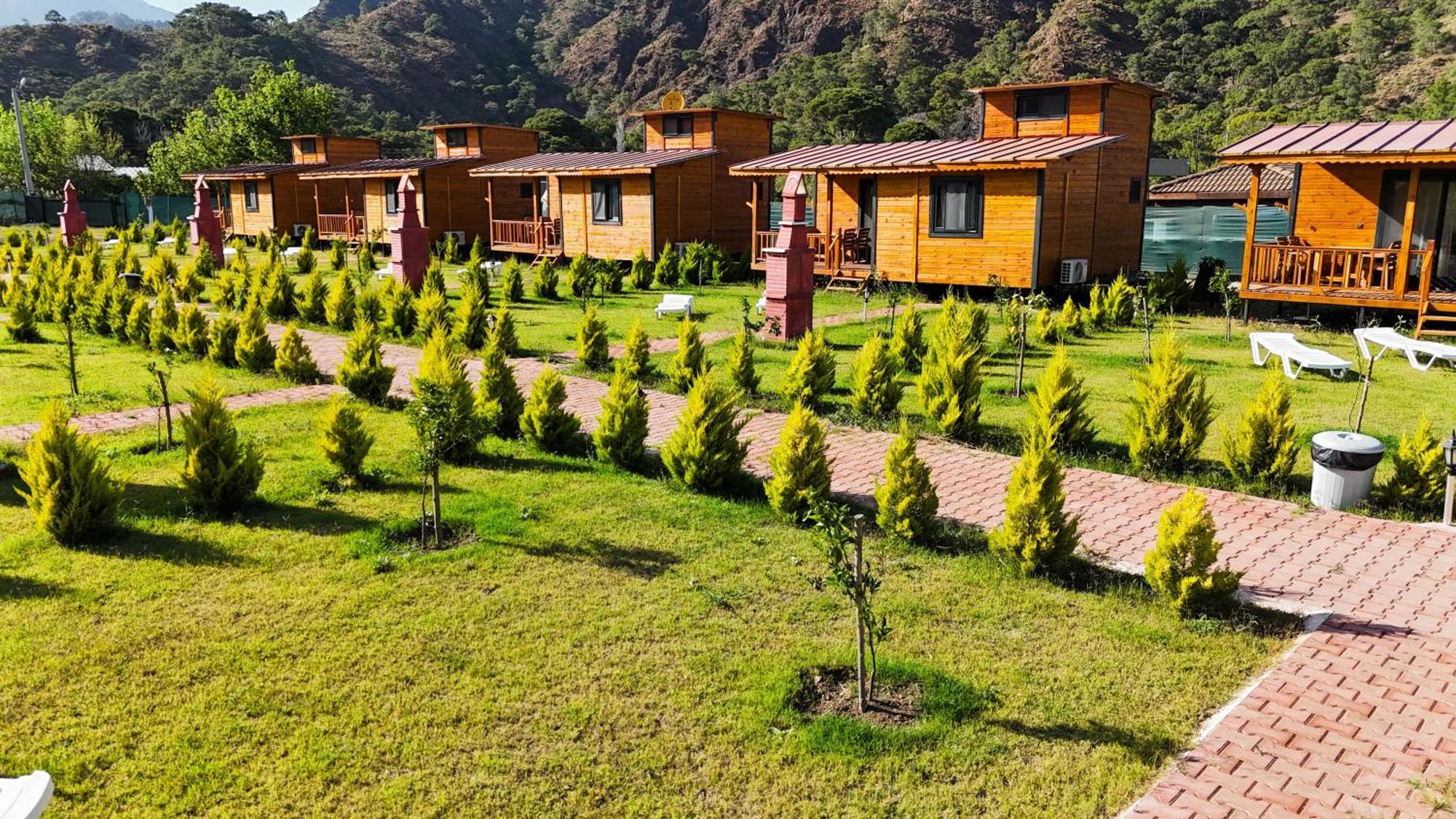 Ugur Pansiyon Bungalows Cirali Exterior photo