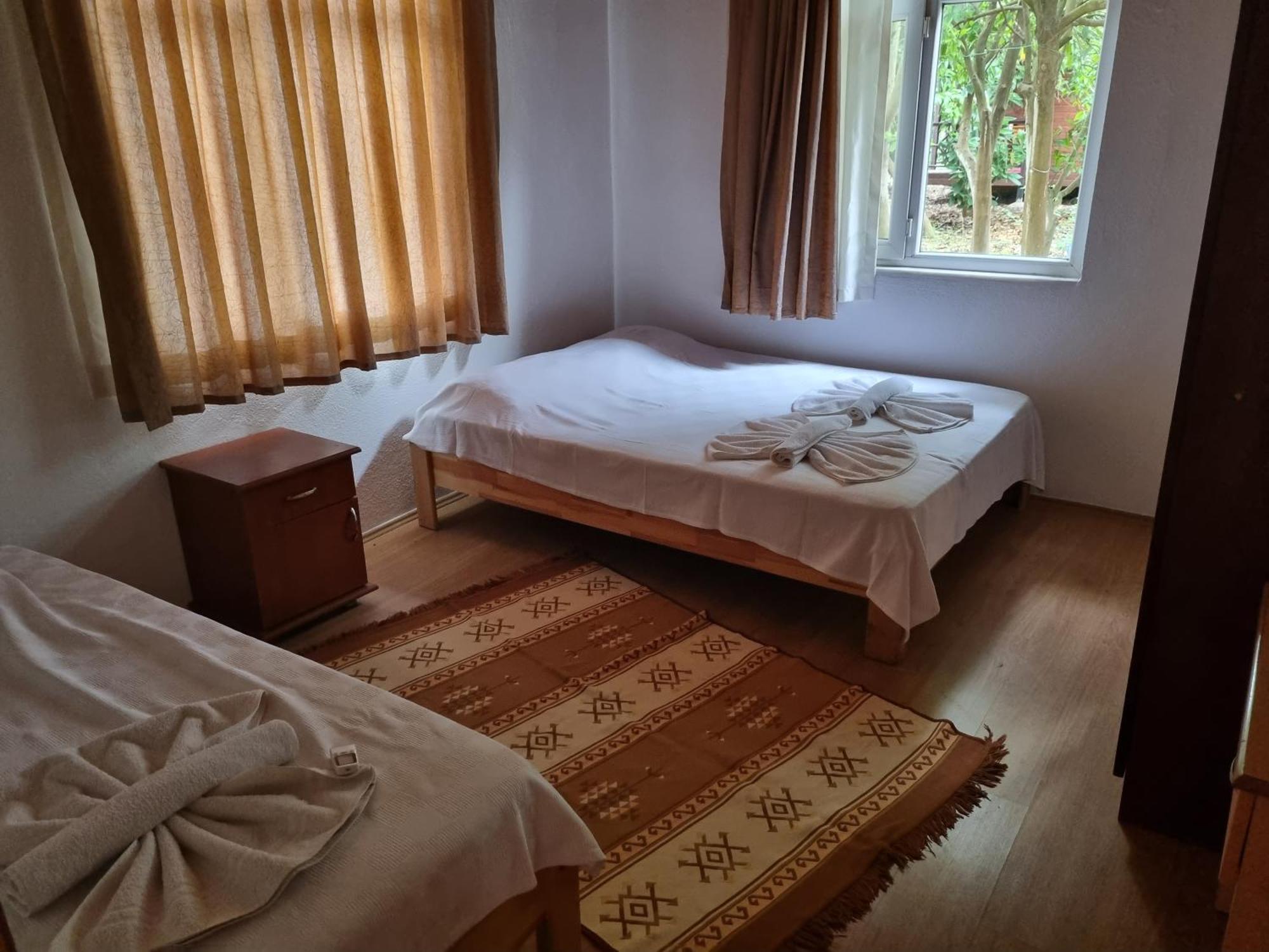 Ugur Pansiyon Bungalows Cirali Exterior photo