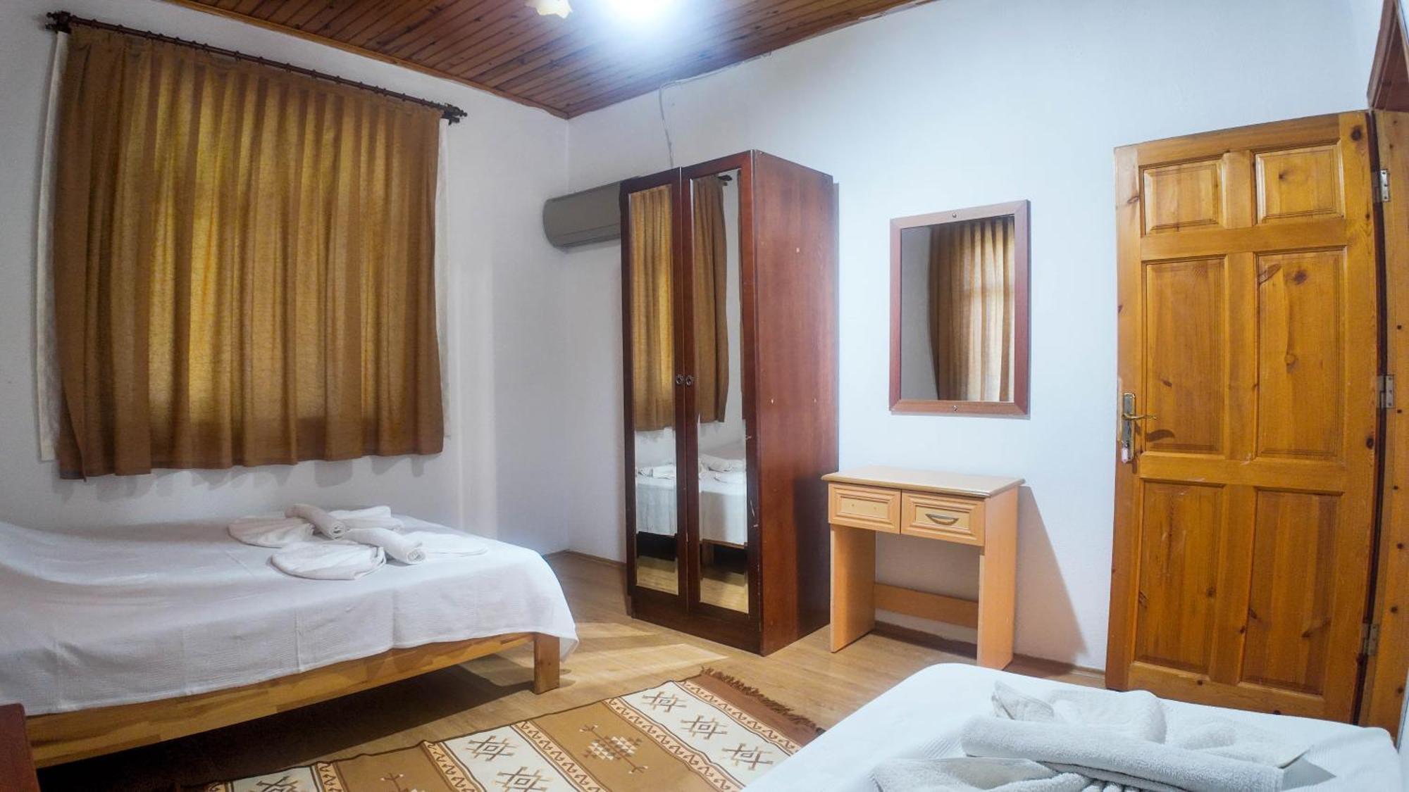 Ugur Pansiyon Bungalows Cirali Exterior photo