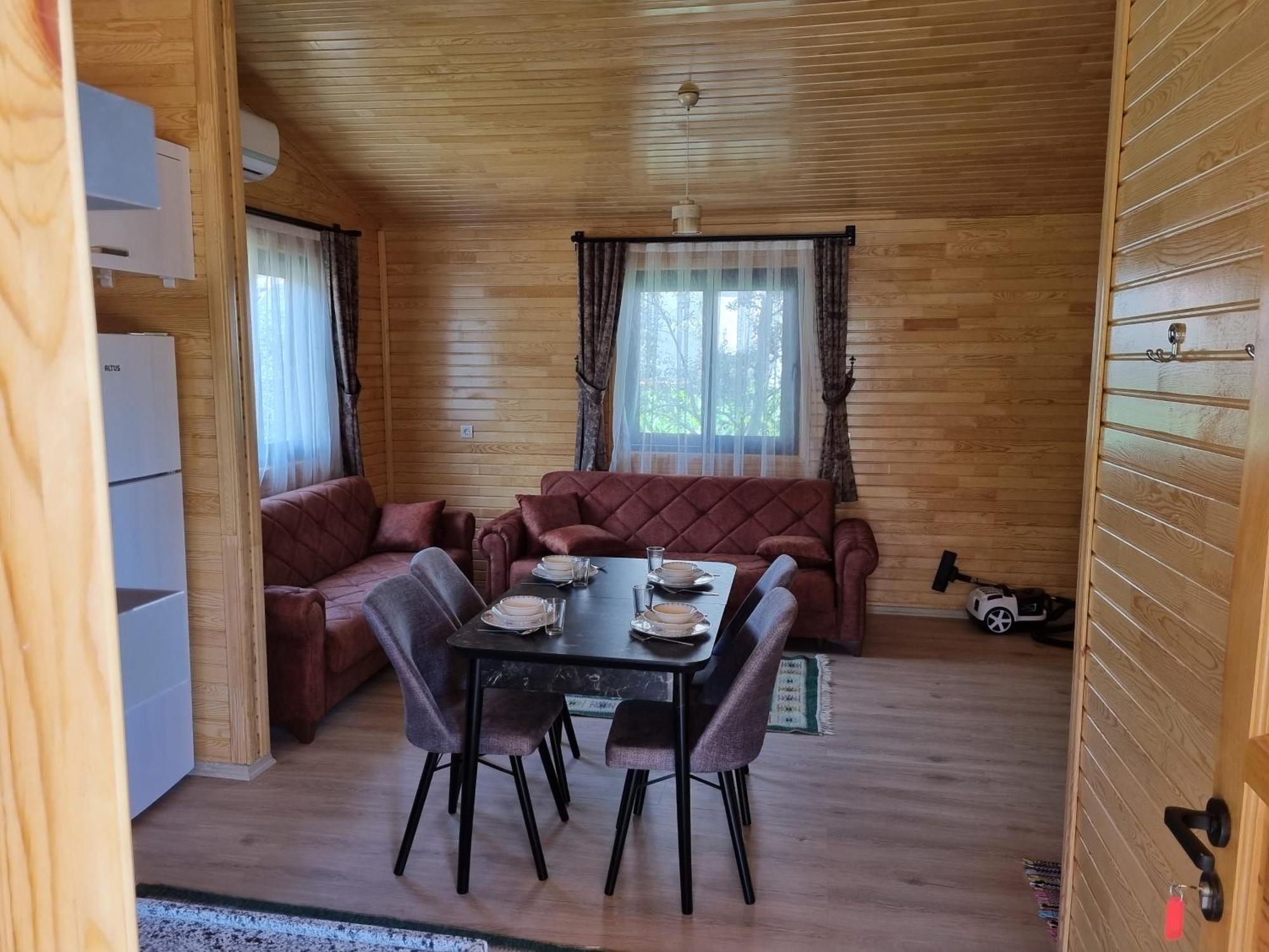 Ugur Pansiyon Bungalows Cirali Exterior photo