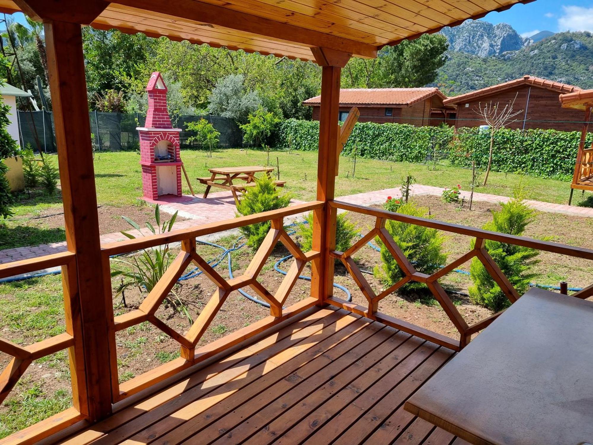 Ugur Pansiyon Bungalows Cirali Exterior photo